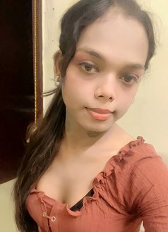 Arohi - Transsexual escort in New Delhi Photo 3 of 7