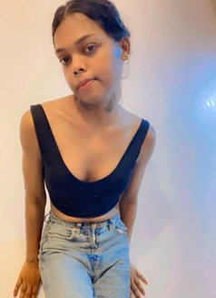 Arohi - Transsexual escort in New Delhi Photo 6 of 7