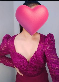 Sara - escort in Mumbai Photo 1 of 1