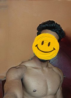 Lucky - Male এস্কর্ট in New Delhi Photo 2 of 2