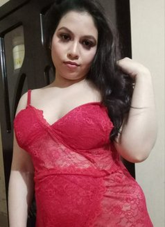Nidhi - escort in New Delhi Photo 1 of 1