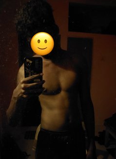Pravn - Male escort in Chennai Photo 2 of 3