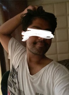 Tortuga - Male adult performer in New Delhi Photo 1 of 5
