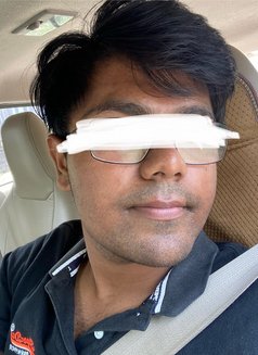 Tortuga - Male adult performer in New Delhi Photo 3 of 5
