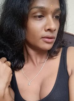 Rusha - Transsexual escort in Kolkata Photo 2 of 2