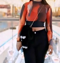 Anshika - escort in Noida