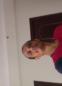 Free39 - Male escort in Noida Photo 1 of 3