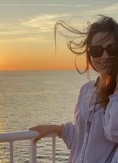 Nadia Letβs fun Together - escort in Mumbai Photo 3 of 5