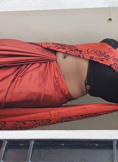 Viji - Transsexual escort in Chennai Photo 2 of 6