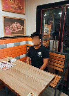 Sanjay - Male escort in Kolkata Photo 3 of 3