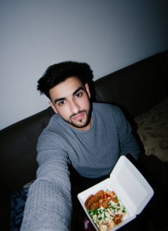 Professional Guy - Male escort in New Delhi Photo 1 of 3