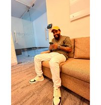 Looking for My Netflix & Chill. ” - Male escort in Gurgaon