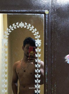 Daddy - Male escort in Mumbai Photo 6 of 7