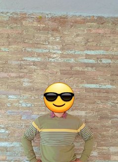 8 Inch Lamba, Kaafi Mota Dick, Muscular - Male escort in Kolkata Photo 1 of 3