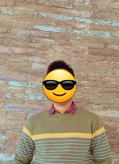 8 Inch Lamba, Kaafi Mota Dick, Muscular - Male escort in Kolkata Photo 3 of 3