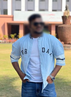 Kinganik8 With 7.5 Inch - Male escort in Mumbai Photo 1 of 3