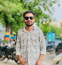 Dulerapinkesh - Male escort in Ahmedabad