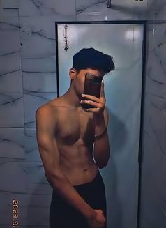 Aryan Free Service - Male escort in Bhavnagar Photo 1 of 2
