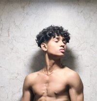 Mumbble - Male escort in Pune