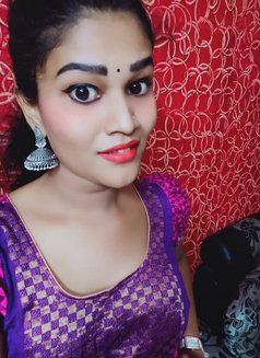 Varsha Active Tool Shimale - Transsexual మసాజ్ in Chennai Photo 1 of 8