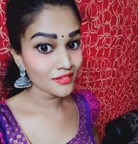 Varsha Active Tool Shimale - Transsexual మసాజ్ in Chennai