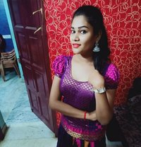 Varsha Active Tool Shimale - Transsexual మసాజ్ in Chennai