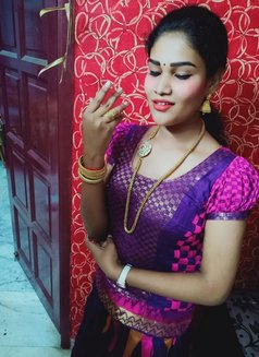 Varsha Active Tool Shimale - Transsexual మసాజ్ in Chennai Photo 4 of 8