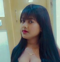 Deepika live video call service & meet - escort in Bangalore