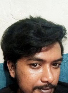 Shusant Gowda - Male escort in Bangalore Photo 2 of 7