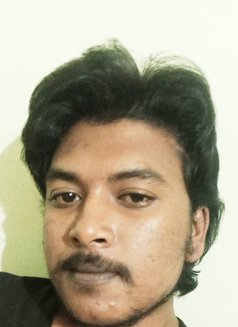 Shusant Gowda - Male escort in Bangalore Photo 3 of 7