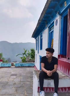 Varun - Male escort in New Delhi Photo 1 of 1