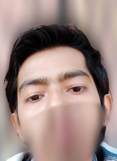 Young Handsome Bull - Male escort in Mumbai Photo 1 of 3