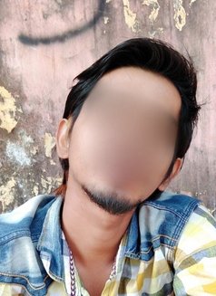 Young Handsome Bull - Male escort in Mumbai Photo 2 of 3