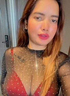 Female Escort Service in Gaur City Noida - escort agency in Noida Photo 1 of 4