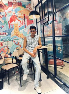 Oh Daddy - Male escort in New Delhi Photo 2 of 5