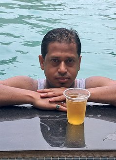 Raj Saha - Male एस्कॉर्ट in Kolkata Photo 3 of 3