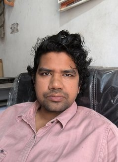 Shaver - Male எஸ்கார்ட் in Pune Photo 1 of 1
