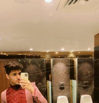 Sidak - Male escort in Ludhiana