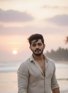 Akash massager - Male escort in Candolim, Goa Photo 7 of 9