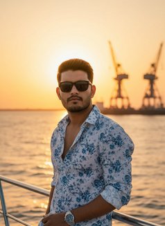 Akash massager - Male escort in Candolim, Goa Photo 8 of 9