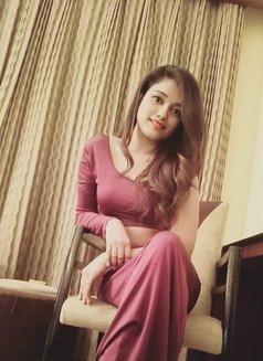 Rashmi, Book Mumbai Call Girls - escort in Mumbai Photo 1 of 1