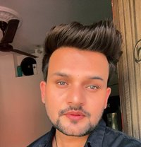 Advik - Male escort in Gurgaon