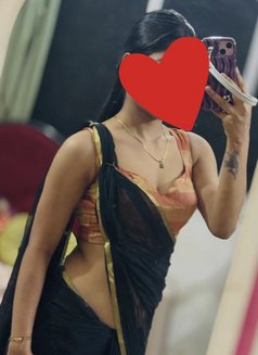 Cam show and real meet - escort in Chennai Photo 2 of 2
