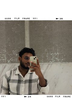 Mickle - Male எஸ்கார்ட் in Chennai Photo 1 of 2