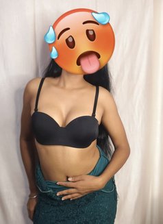 Inocentshikah - adult performer in New Delhi Photo 2 of 33