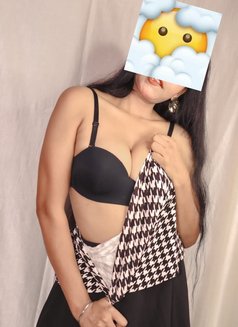 Inocentshikah - adult performer in New Delhi Photo 33 of 33