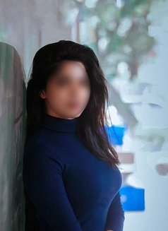 Ruchika - escort in Vijayawada Photo 2 of 4