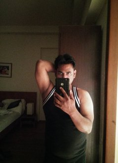 Mavk - Male adult performer in Mumbai Photo 1 of 1