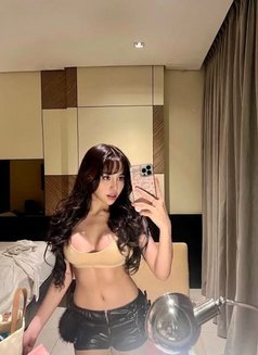 Dia - escort in Kolkata Photo 5 of 5