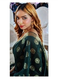 Big Dick Shemale Ruhi Paul - Transsexual escort in New Delhi Photo 9 of 10